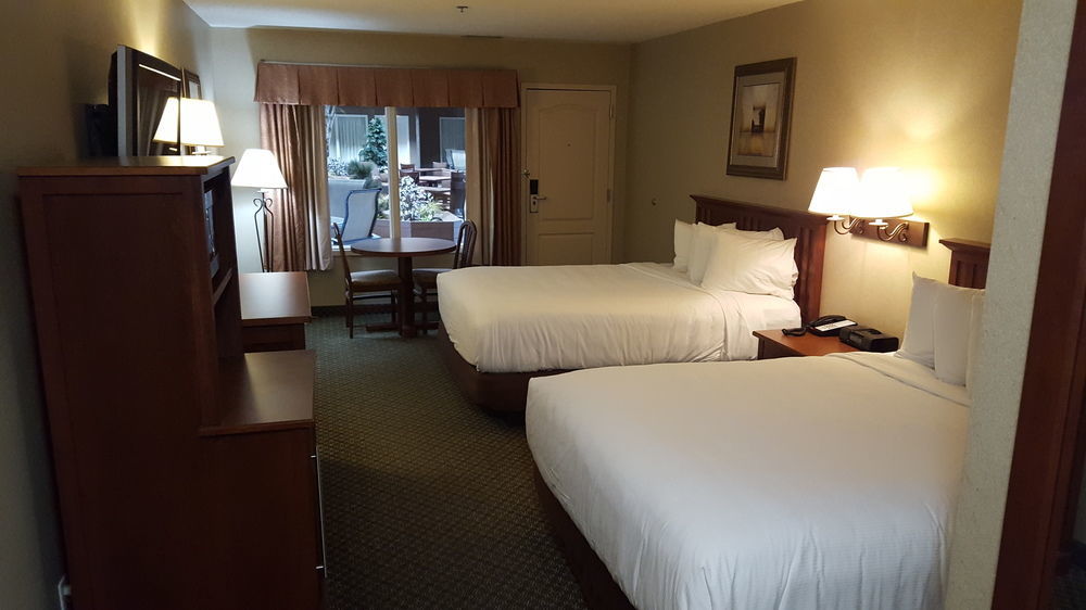 C'Mon Inn & Suites 파고 외부 사진